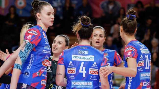 igor ragazze gruppo vicino