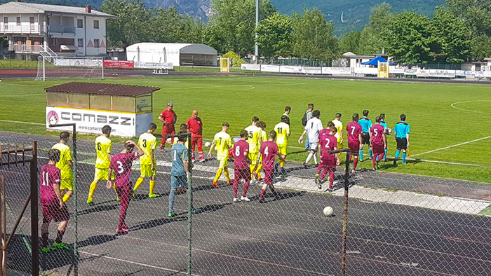 Pazzesca partita per la Juve Domo, in vantaggio 3-0 prende un gol, vince ai supplementari 3-2, ma non basta