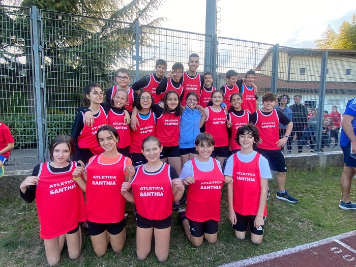 Atletica Santhià stellare a Chivasso con i suoi atleti