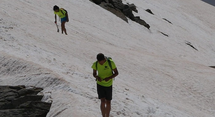 Si corre la Oropa-Monte Camino: ramponcini in quota per la neve