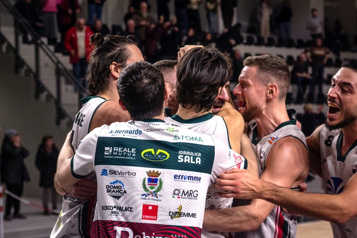 Basket: vittoria all’ultimo minuto per la Paffoni