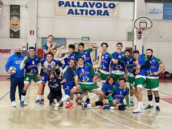 All’Altiora il derby del lago con Arona