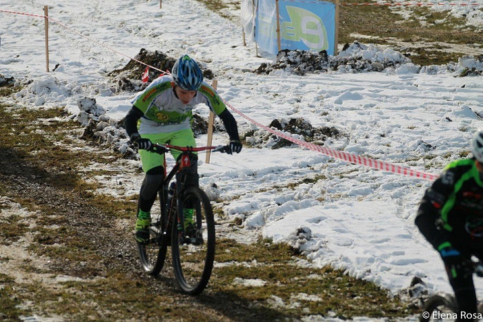 Si corre domenica a Miasino il Ciclocross Lago d'Orta