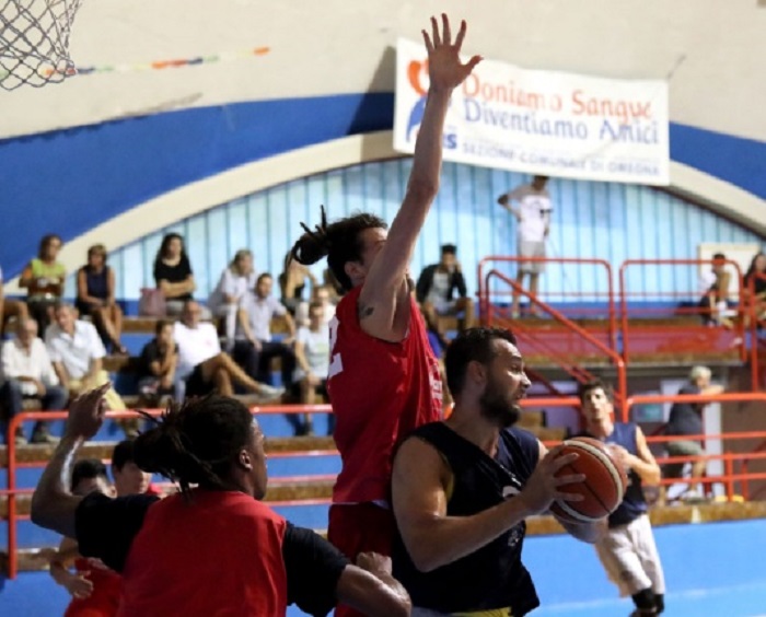 La Paffoni torna sul parquet mentre vanno a ruba gli abbonamenti