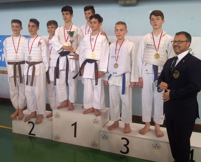 Pioggia di medaglie per la Nenryu alla coppa Città di Verbania di karate