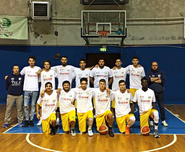 La Vega In Contro Basket Gravellona in semifinale play-off