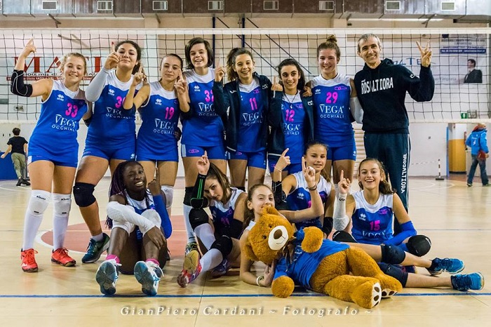 Vega Occhiali Rosaltiora al "Bear Wool Volley" con la formazione under 14